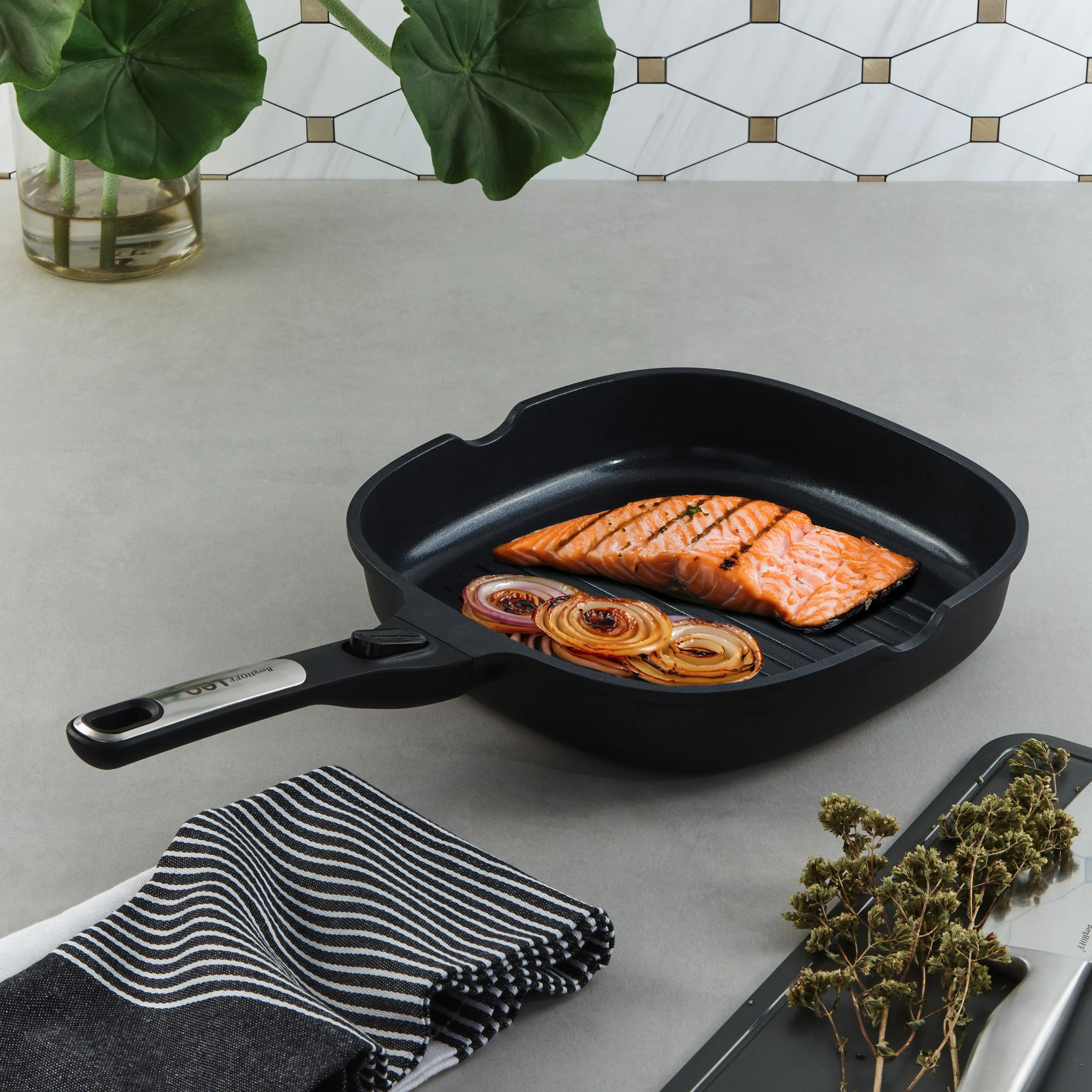 BergHOFF Leo Phantom 3pc Nonstick Ceramic Cookware Set, Recycled