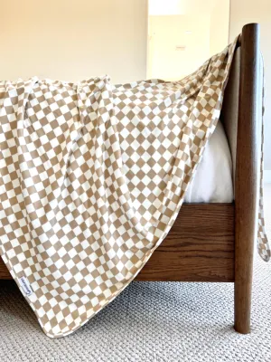 checkerboard / tan