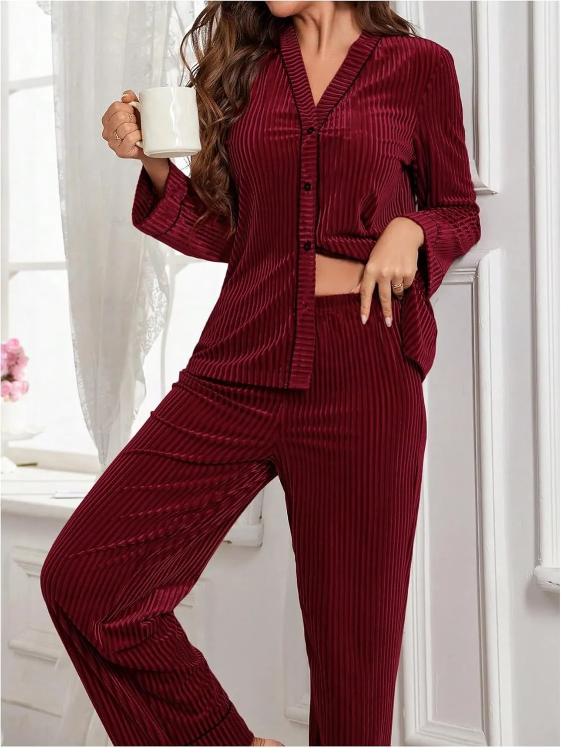 Floerns Women's Velvet Pajama Set Long Sleeve Button Shirts with Pants Lounge Sleepwear