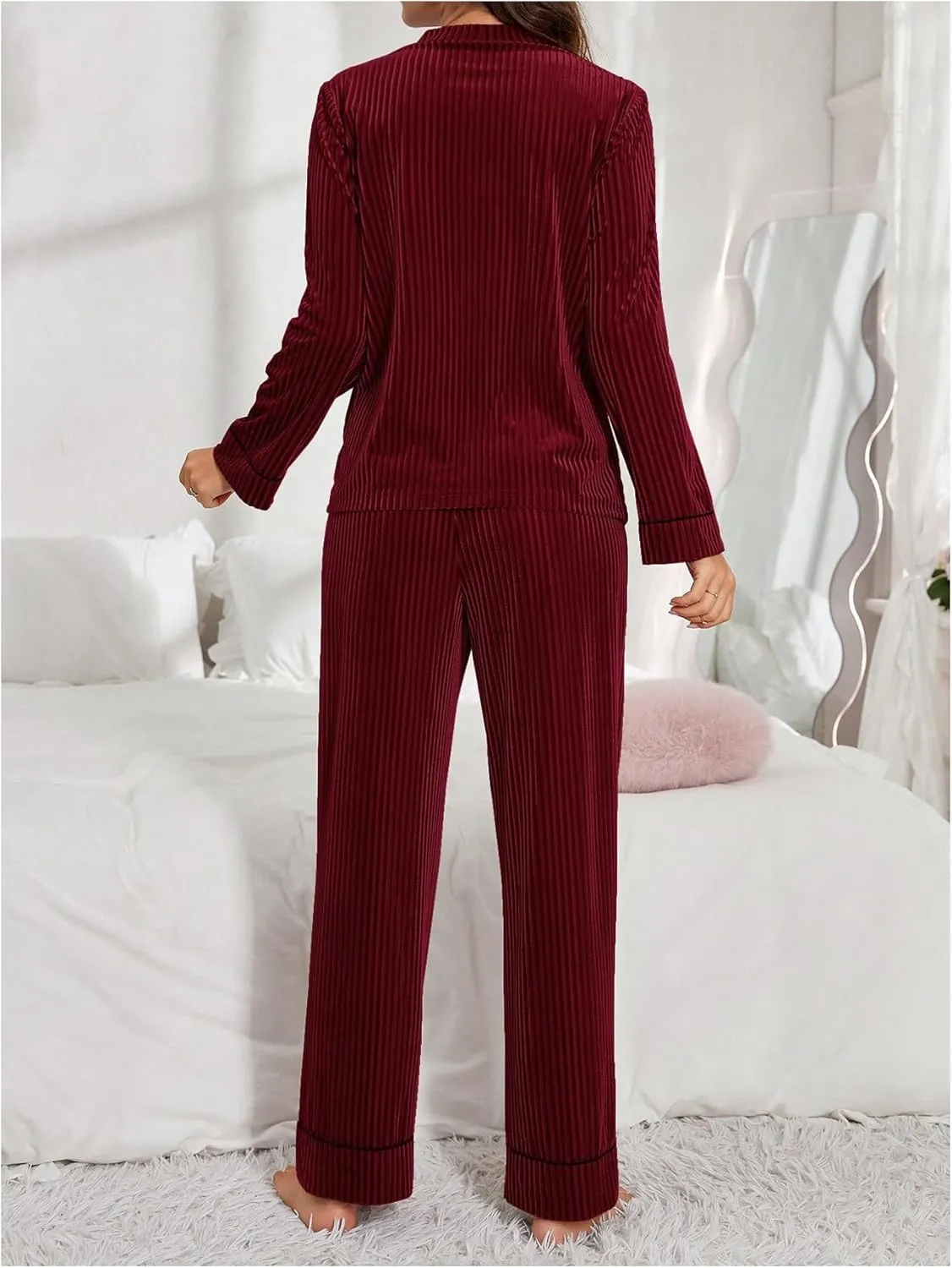 Floerns Women's Velvet Pajama Set Long Sleeve Button Shirts with Pants Lounge Sleepwear