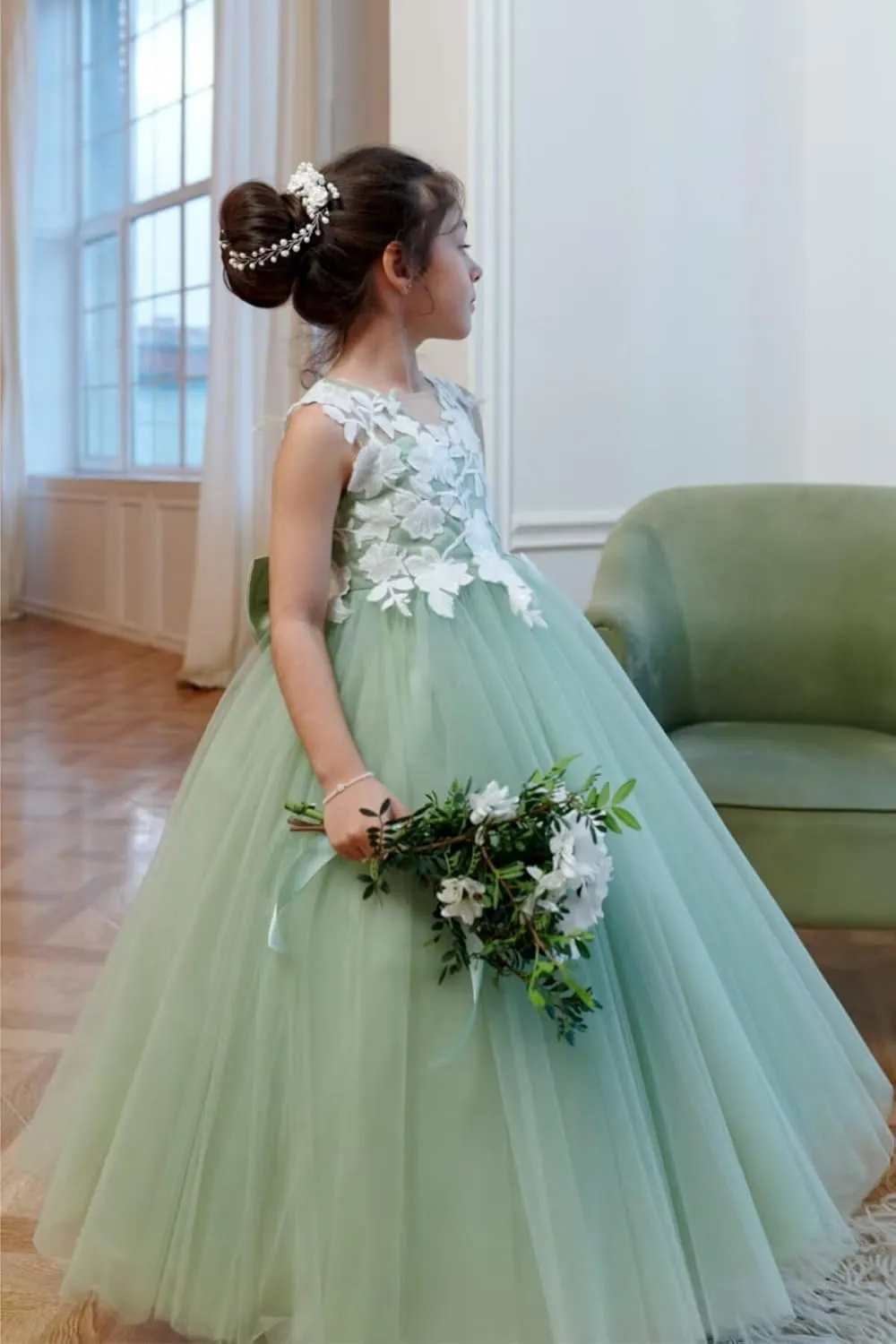Lace Applique Tulle Flower Girl Dress for Wedding Bridesmaid First Communion Dresses Princess Pageant Party Gown