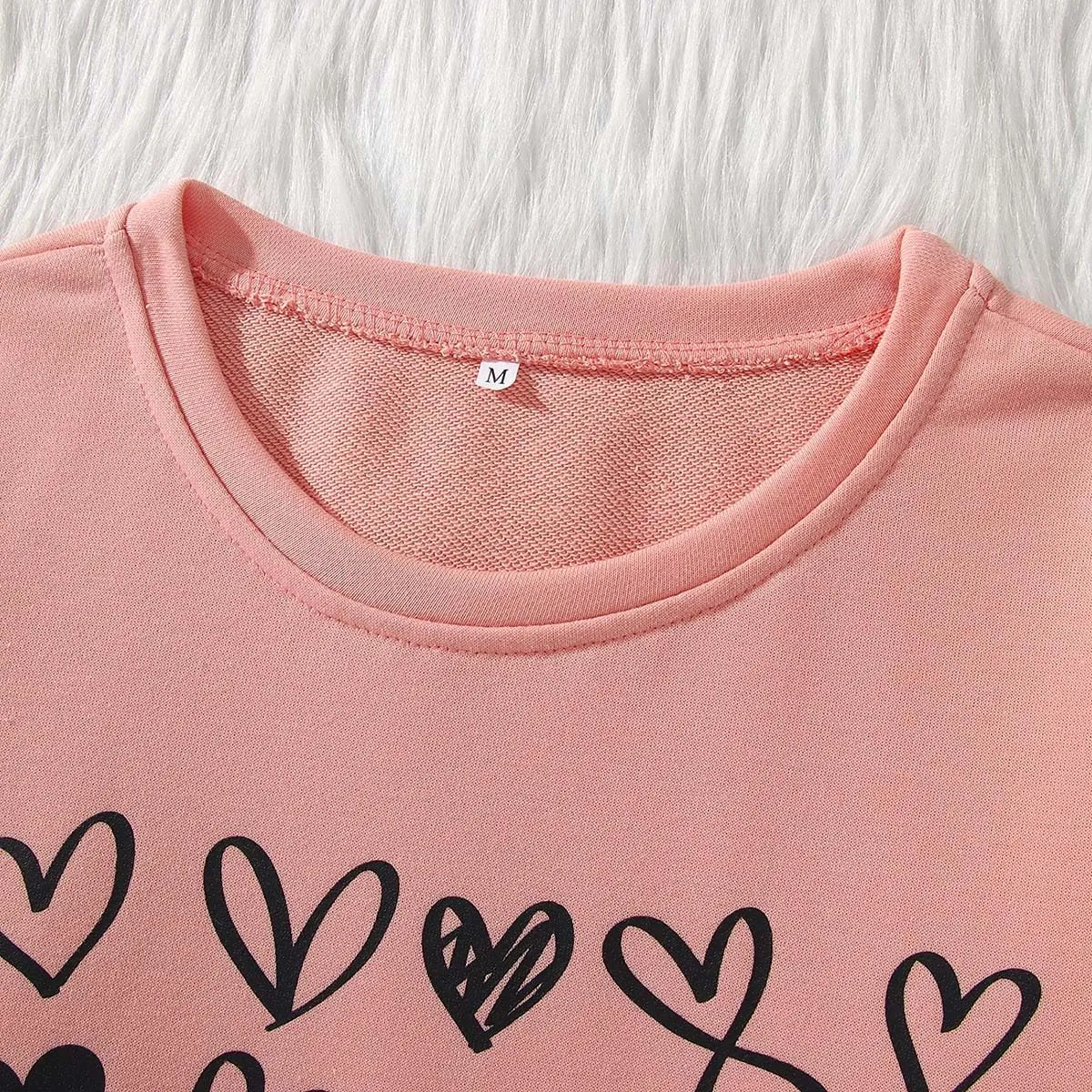 Valentines Sweatshirt Women Cute Love Heart Graphic Long Sleeve Shirts Casual Crewneck Pullover Tops