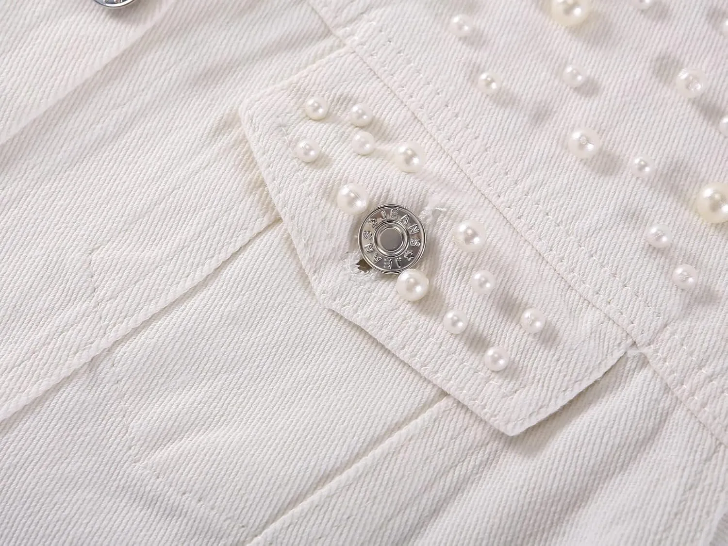 Womens Pearls Beading Embroidered Cropped Jean Jacket Oversized Lapel Long Sleeve Cowgirl Jacket with Pocket